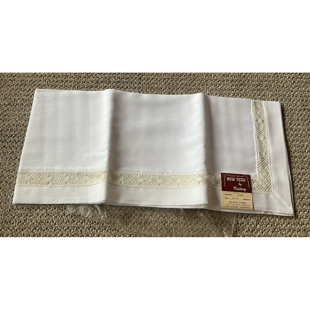 Victory "New Tone" Tablecloth Vintage Square 52x52 Style 6145/6 White‎ w/ Lace
